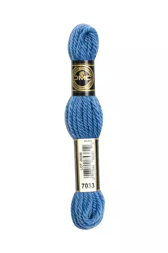 DMC Tapestry Thread 486 7033 Soft Blue